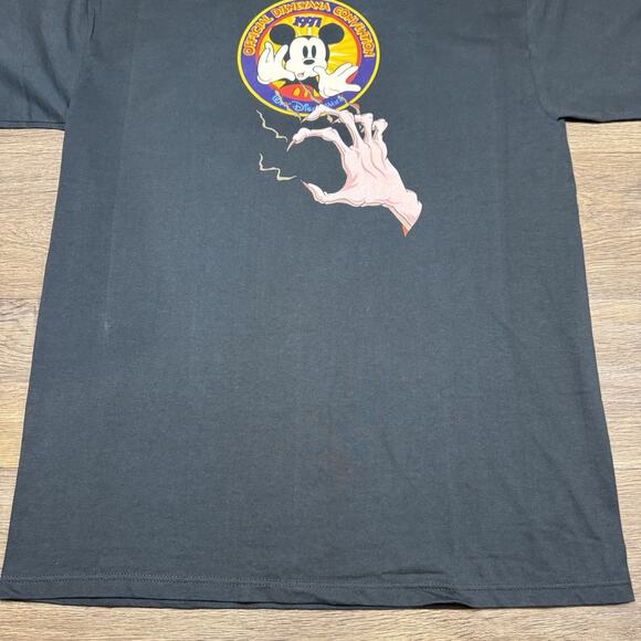 Vintage Disney Shirt Villians RARE Disneyana Convention 1997 Large Halloween - Picture 3 of 13